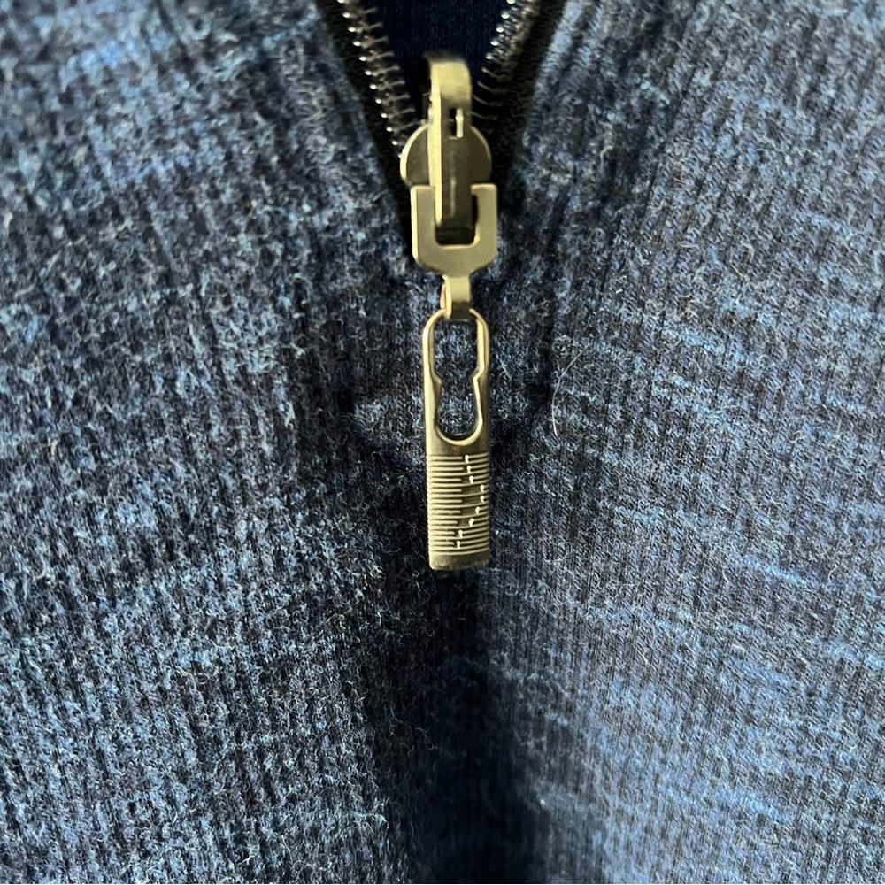 TOMMY BAHAMA Reversible 1/4 Zip Long Sleeve Blue/Black Sweater Men's Size M - Picture 3 of 7